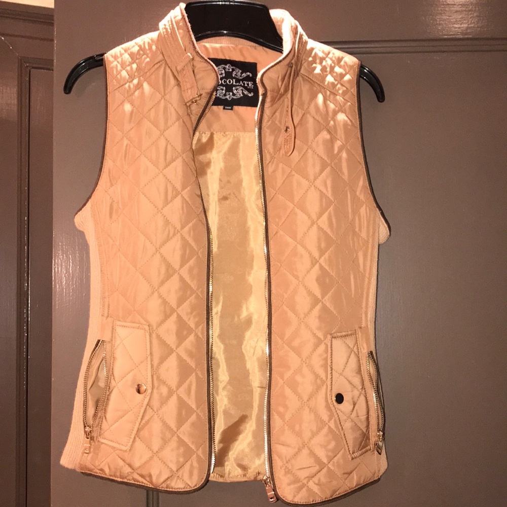 Vest - Picture 2 of 3